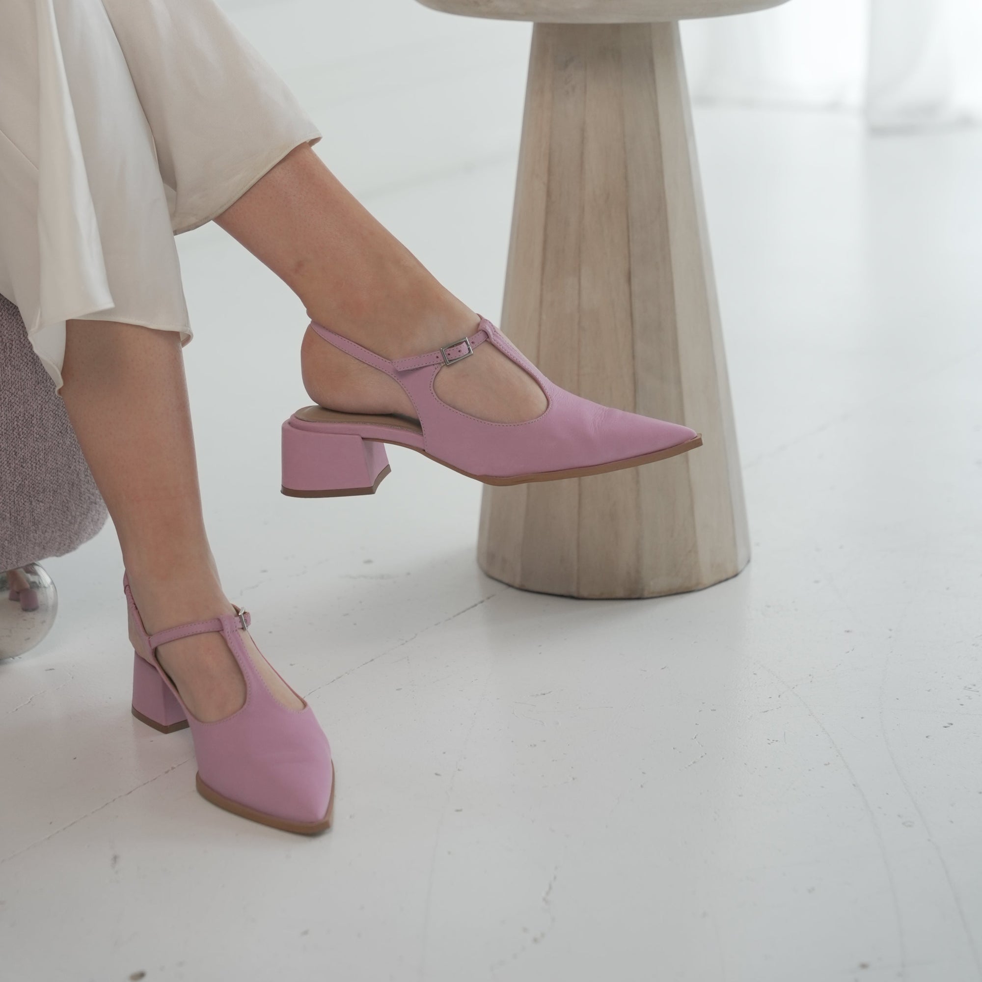 Neo Pink
