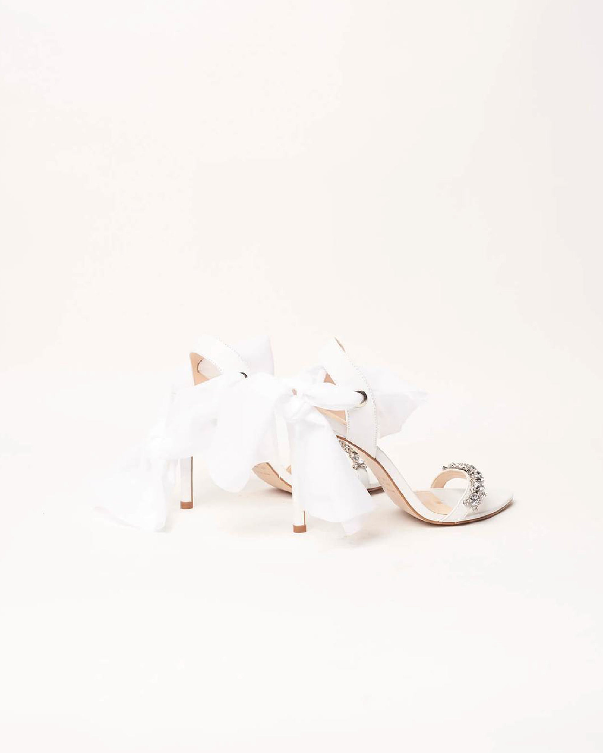 Victoria - White - VICSON